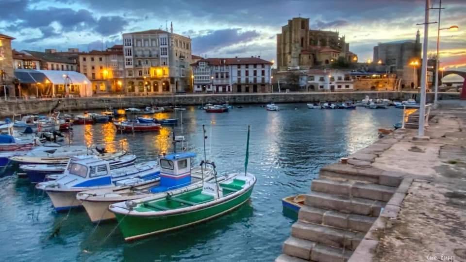 Costa Norte Gym Apartamento Con Terraza Garaje Y Piscina Castro Urdiales Buitenkant foto