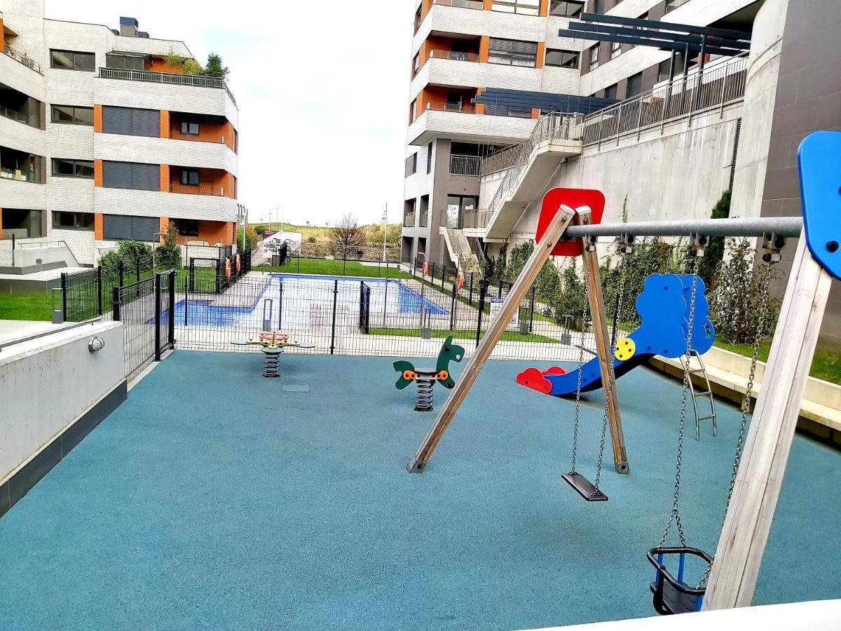 Costa Norte Gym Apartamento Con Terraza Garaje Y Piscina Castro Urdiales Buitenkant foto