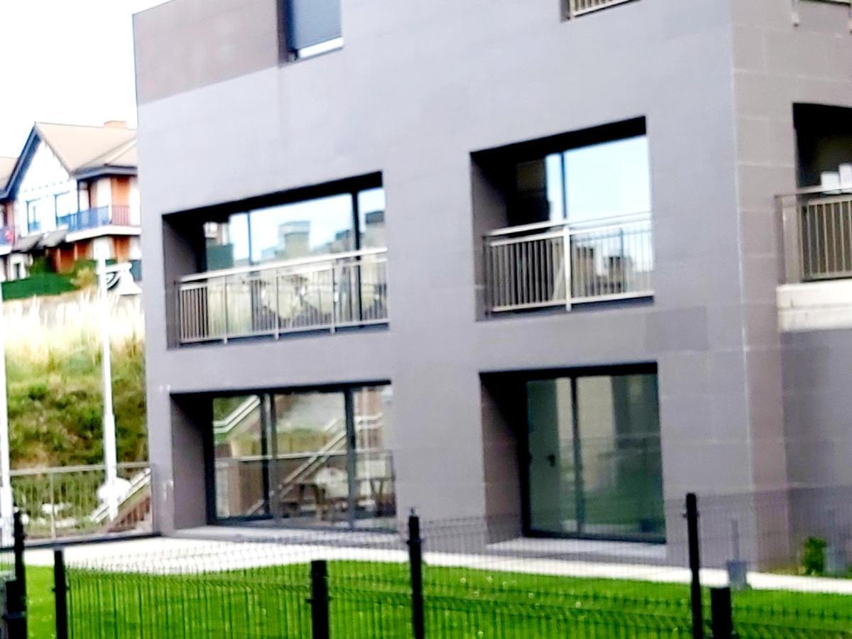 Costa Norte Gym Apartamento Con Terraza Garaje Y Piscina Castro Urdiales Buitenkant foto
